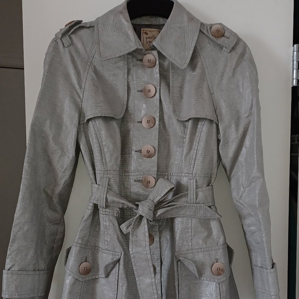Nanette Lepore Pale Blue Snakeskin Raincoat w/Cape Sz 6